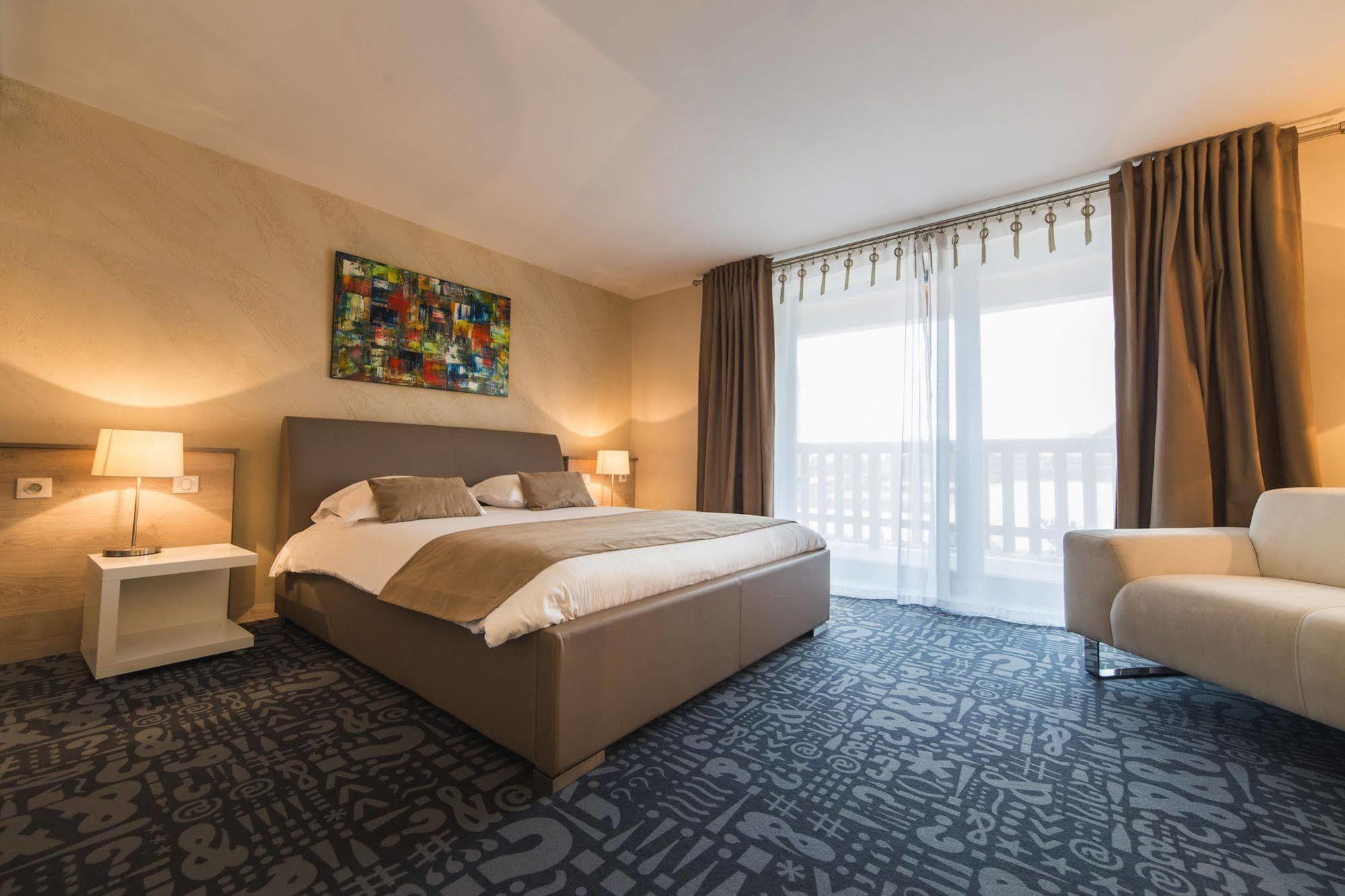Hotel Le Dormeur Dorlisheim Ngoại thất bức ảnh