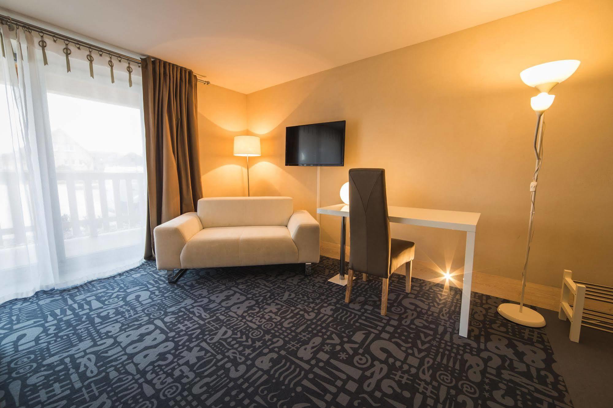 Hotel Le Dormeur Dorlisheim Ngoại thất bức ảnh
